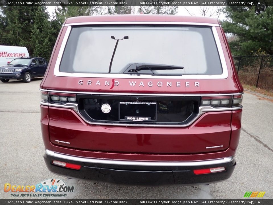 2022 Jeep Grand Wagoneer Series III 4x4 Velvet Red Pearl / Global Black Photo #4
