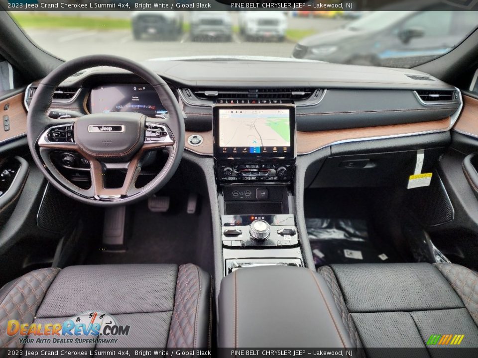 Dashboard of 2023 Jeep Grand Cherokee L Summit 4x4 Photo #12