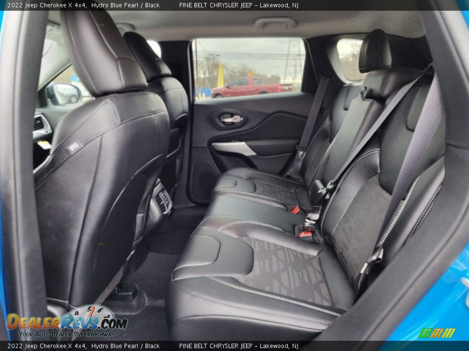 Rear Seat of 2022 Jeep Cherokee X 4x4 Photo #7