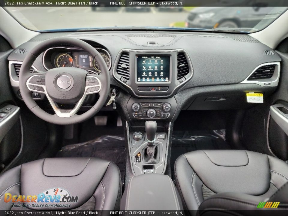Front Seat of 2022 Jeep Cherokee X 4x4 Photo #9