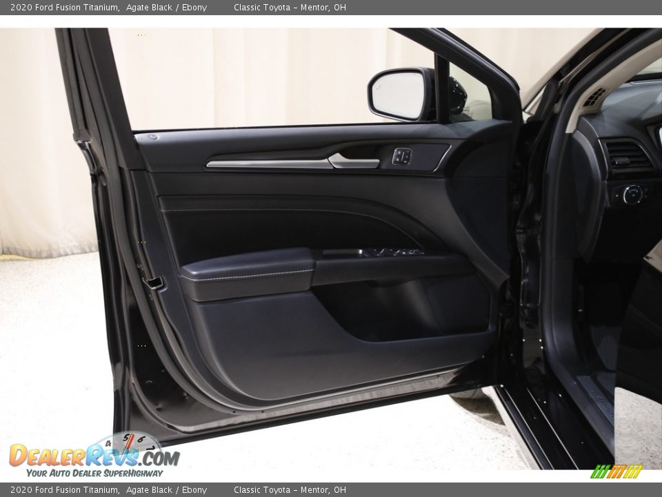 2020 Ford Fusion Titanium Agate Black / Ebony Photo #5