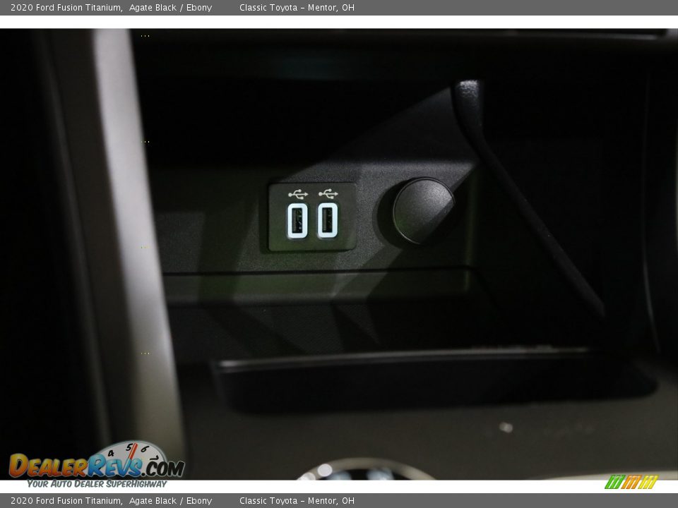 2020 Ford Fusion Titanium Agate Black / Ebony Photo #15