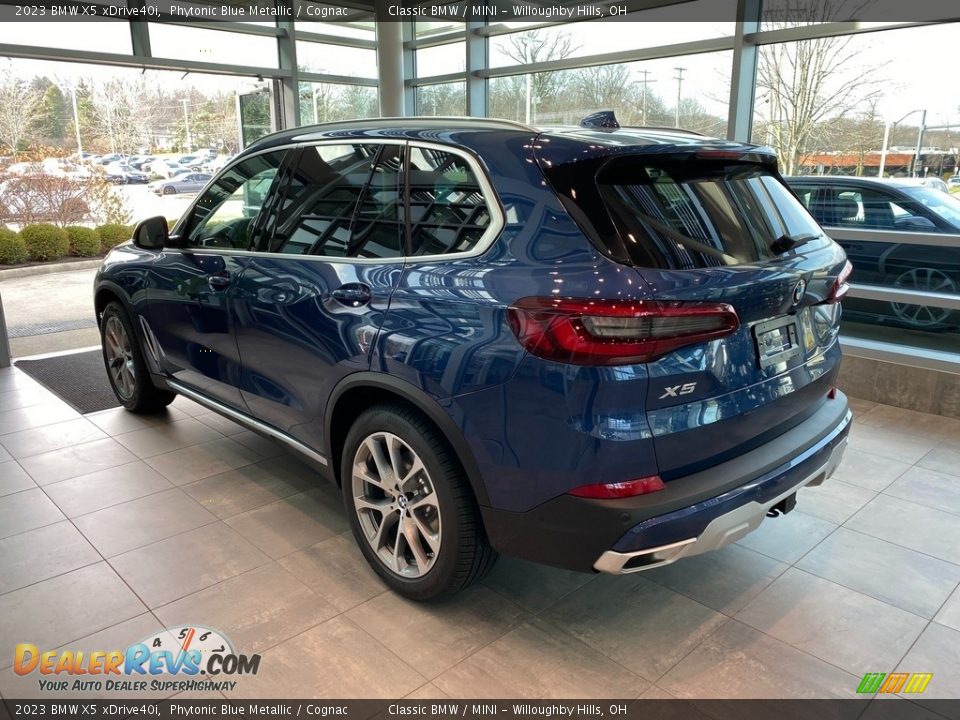 2023 BMW X5 xDrive40i Phytonic Blue Metallic / Cognac Photo #2