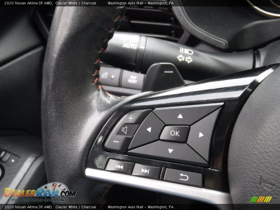 2020 Nissan Altima SR AWD Steering Wheel Photo #9