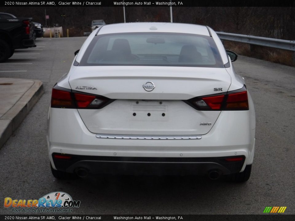 2020 Nissan Altima SR AWD Glacier White / Charcoal Photo #17