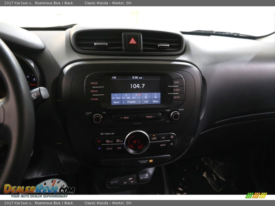 2017 Kia Soul + Mysterious Blue / Black Photo #9