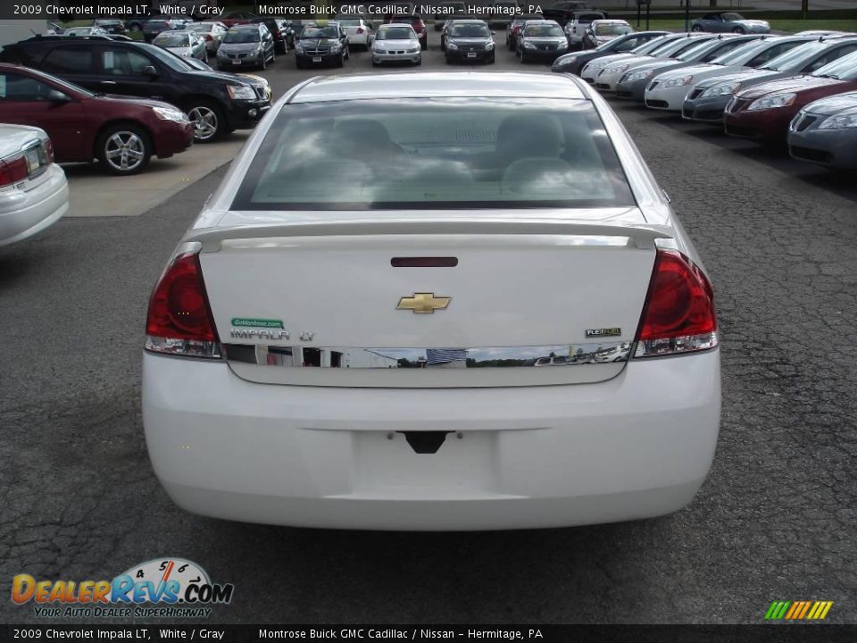 2009 Chevrolet Impala LT White / Gray Photo #4