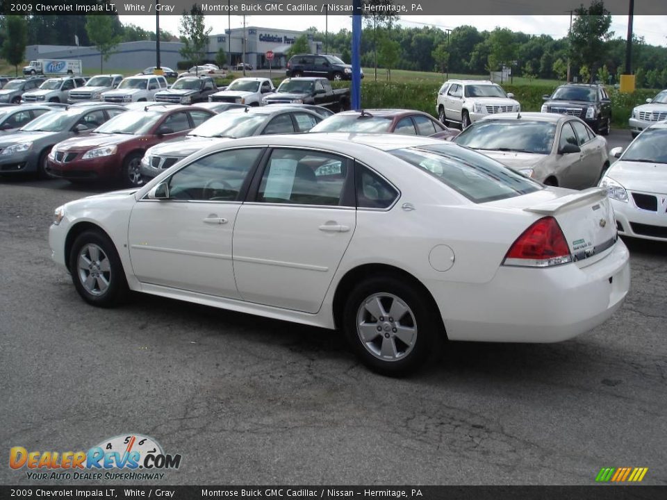 2009 Chevrolet Impala LT White / Gray Photo #6