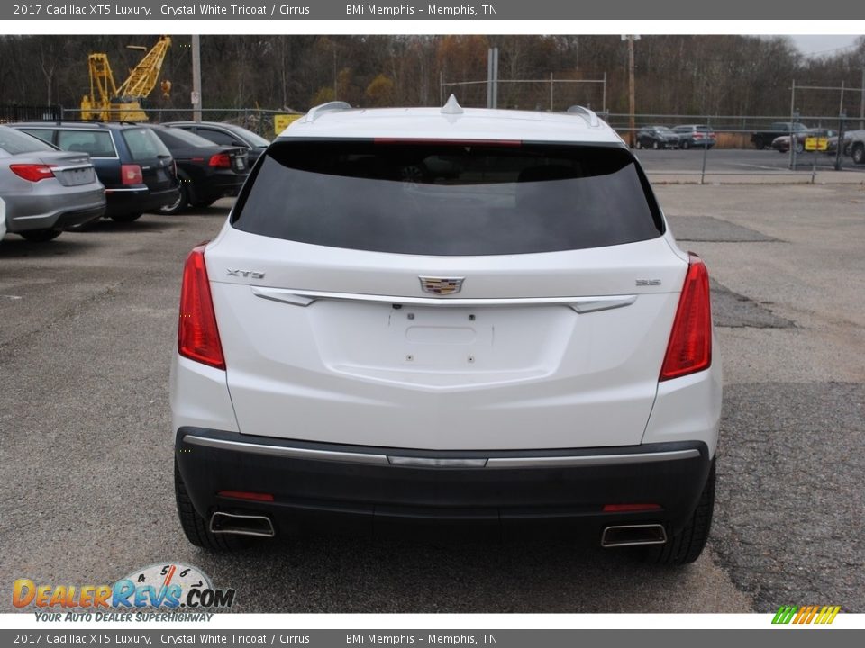 2017 Cadillac XT5 Luxury Crystal White Tricoat / Cirrus Photo #4