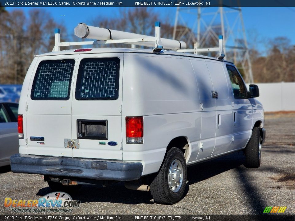 2013 Ford E Series Van E250 Cargo Oxford White / Medium Flint Photo #7