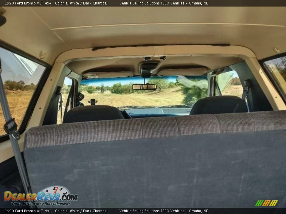 1990 Ford Bronco XLT 4x4 Colonial White / Dark Charcoal Photo #23