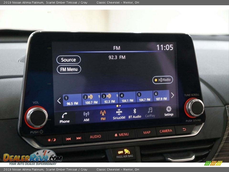 Controls of 2019 Nissan Altima Platinum Photo #10