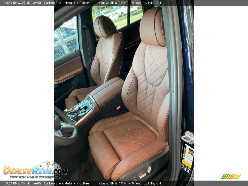 Coffee Interior - 2023 BMW X5 xDrive40i Photo #4