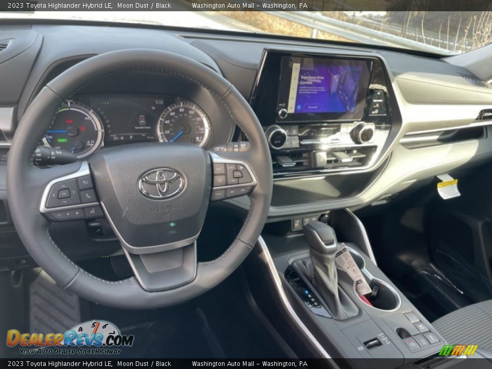 2023 Toyota Highlander Hybrid LE Moon Dust / Black Photo #3