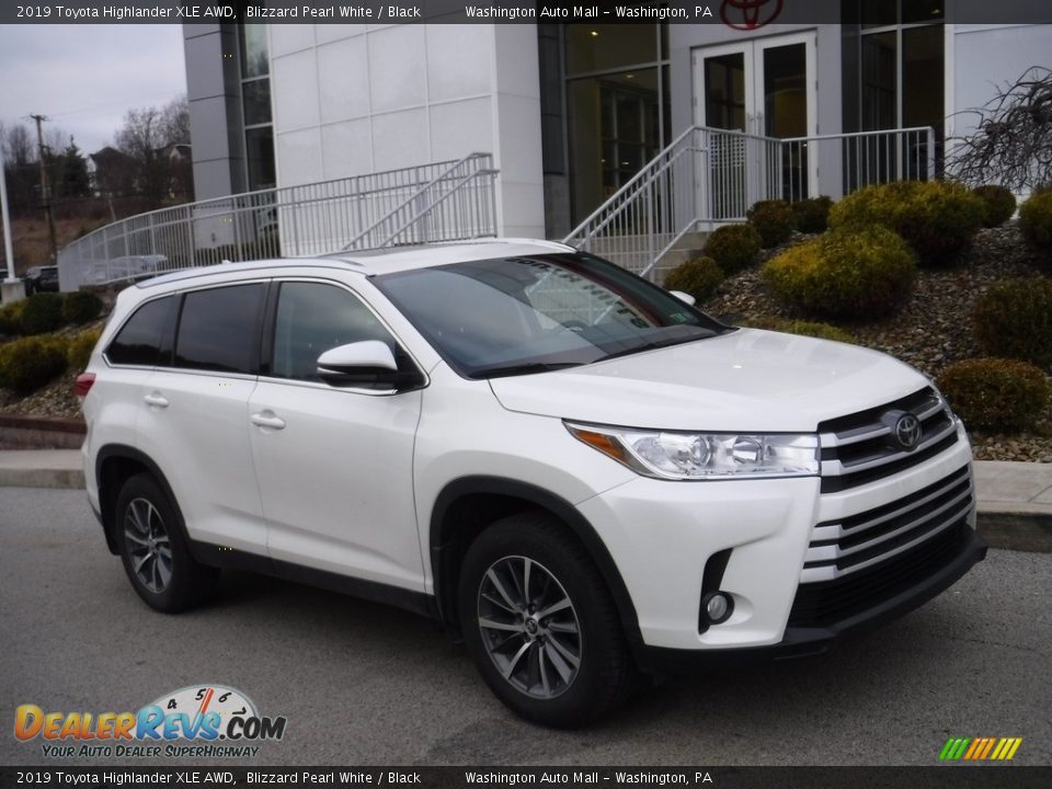 2019 Toyota Highlander XLE AWD Blizzard Pearl White / Black Photo #1