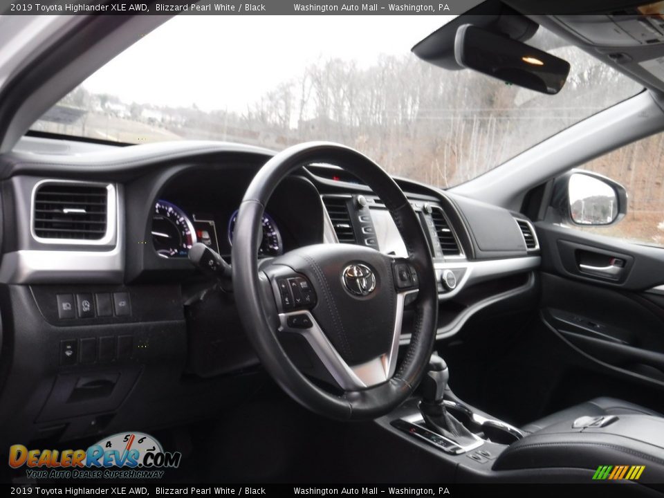 2019 Toyota Highlander XLE AWD Blizzard Pearl White / Black Photo #17