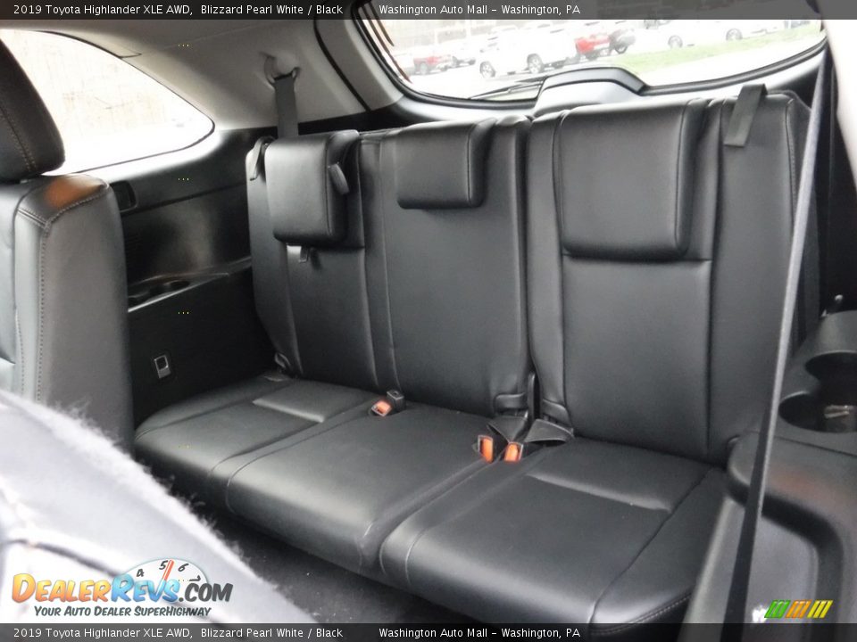 2019 Toyota Highlander XLE AWD Blizzard Pearl White / Black Photo #26