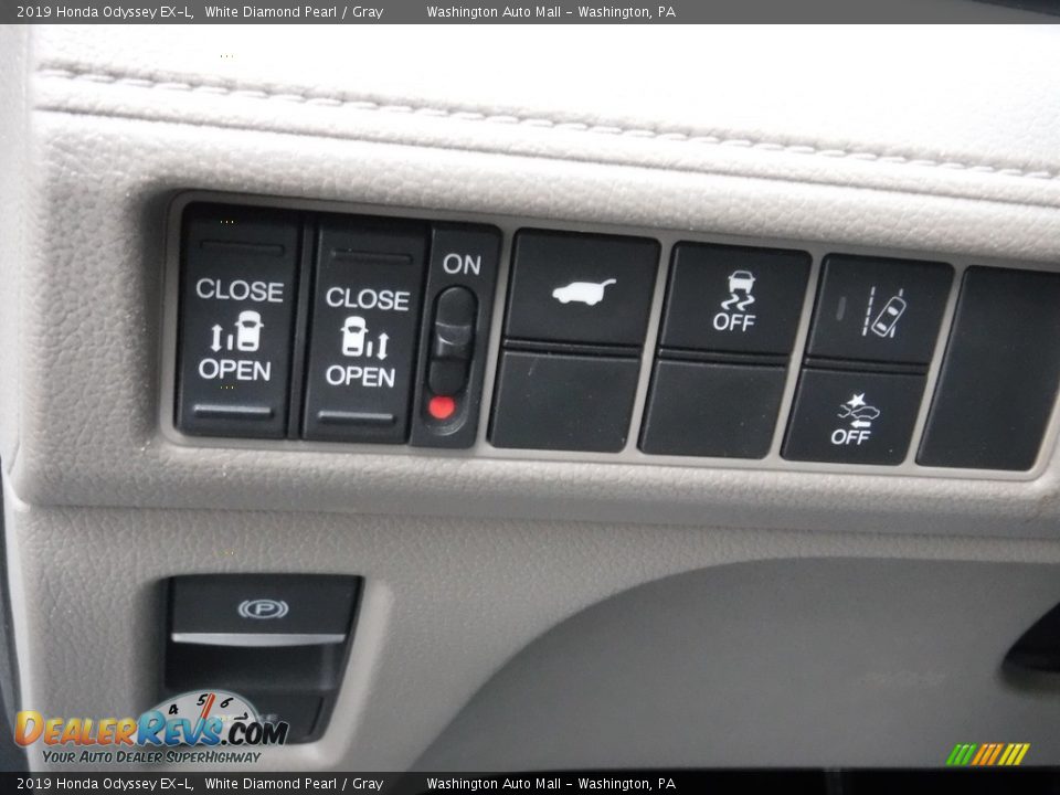 2019 Honda Odyssey EX-L White Diamond Pearl / Gray Photo #10