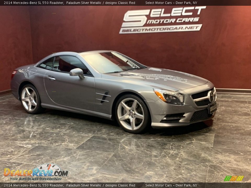 2014 Mercedes-Benz SL 550 Roadster Paladium Silver Metallic / designo Classic Red Photo #4