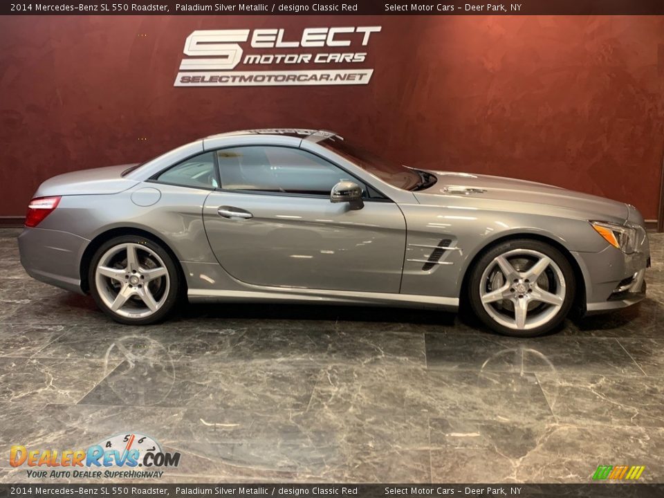 2014 Mercedes-Benz SL 550 Roadster Paladium Silver Metallic / designo Classic Red Photo #6