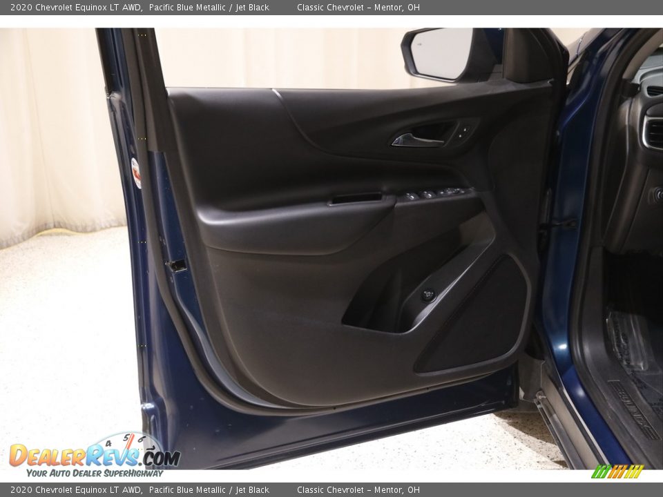 2020 Chevrolet Equinox LT AWD Pacific Blue Metallic / Jet Black Photo #4