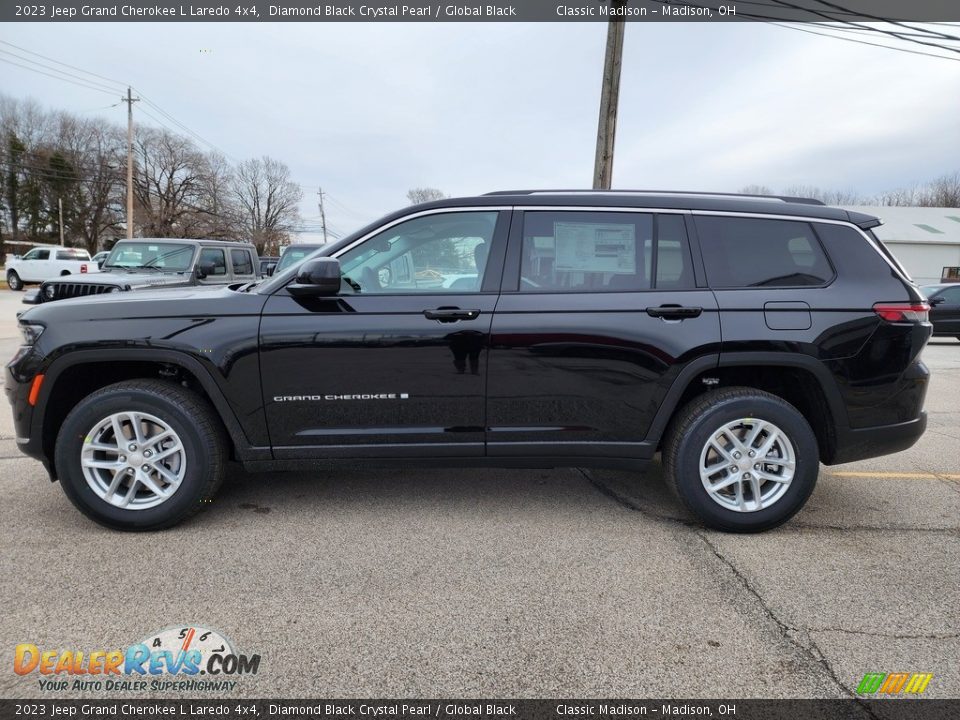2023 Jeep Grand Cherokee L Laredo 4x4 Diamond Black Crystal Pearl / Global Black Photo #9
