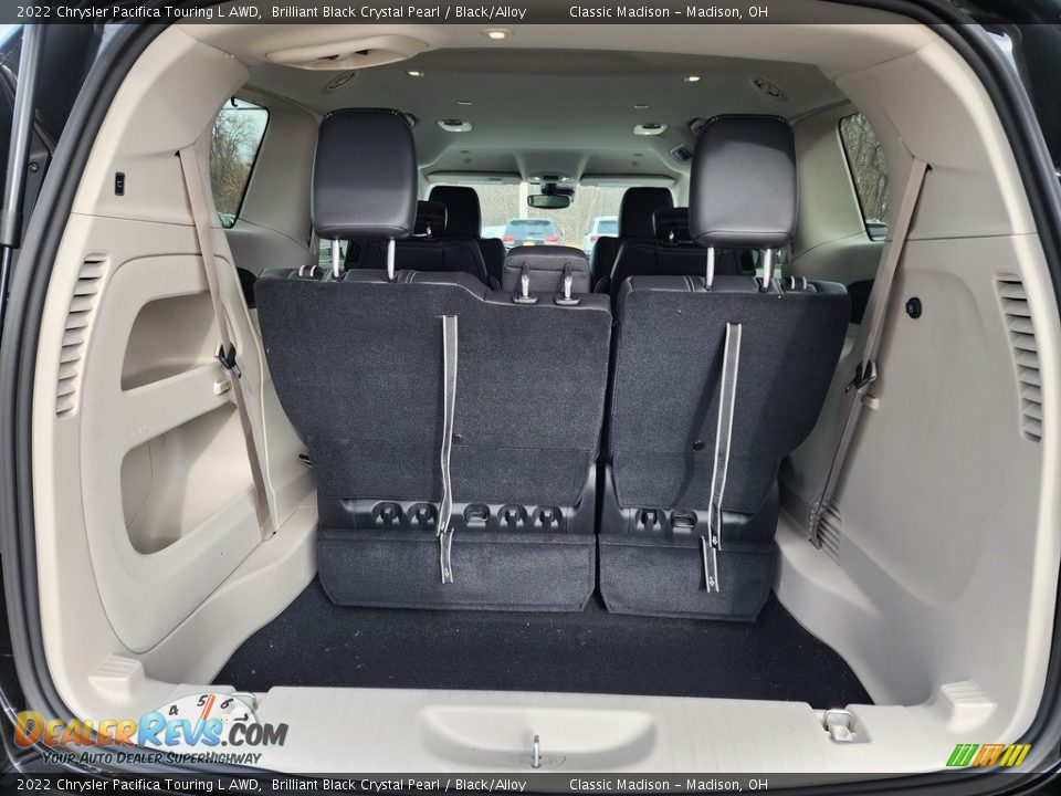 2022 Chrysler Pacifica Touring L AWD Brilliant Black Crystal Pearl / Black/Alloy Photo #12