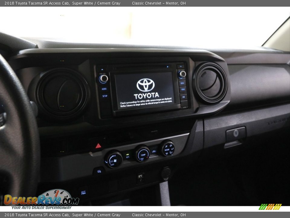 Controls of 2018 Toyota Tacoma SR Access Cab Photo #9