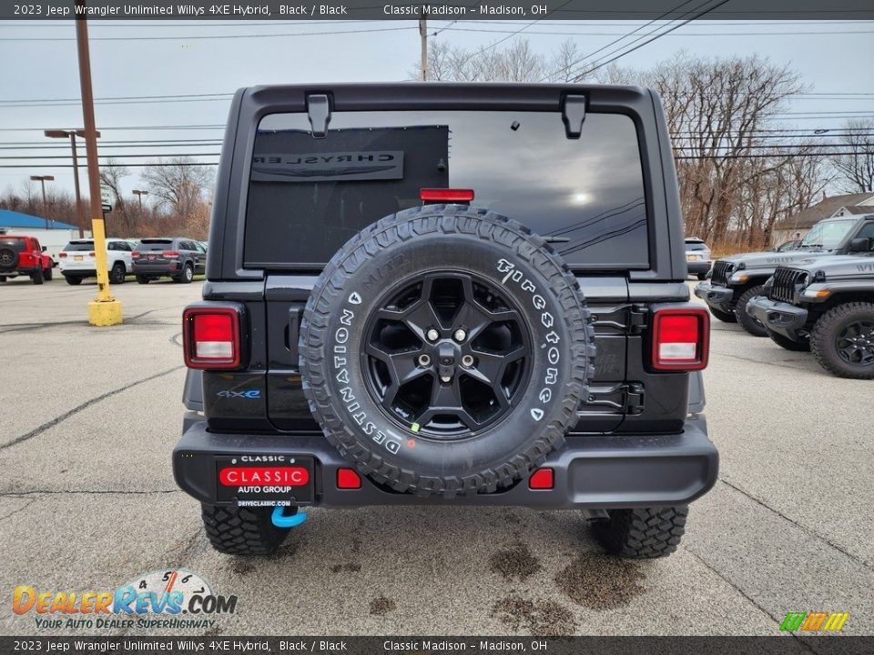 2023 Jeep Wrangler Unlimited Willys 4XE Hybrid Black / Black Photo #10