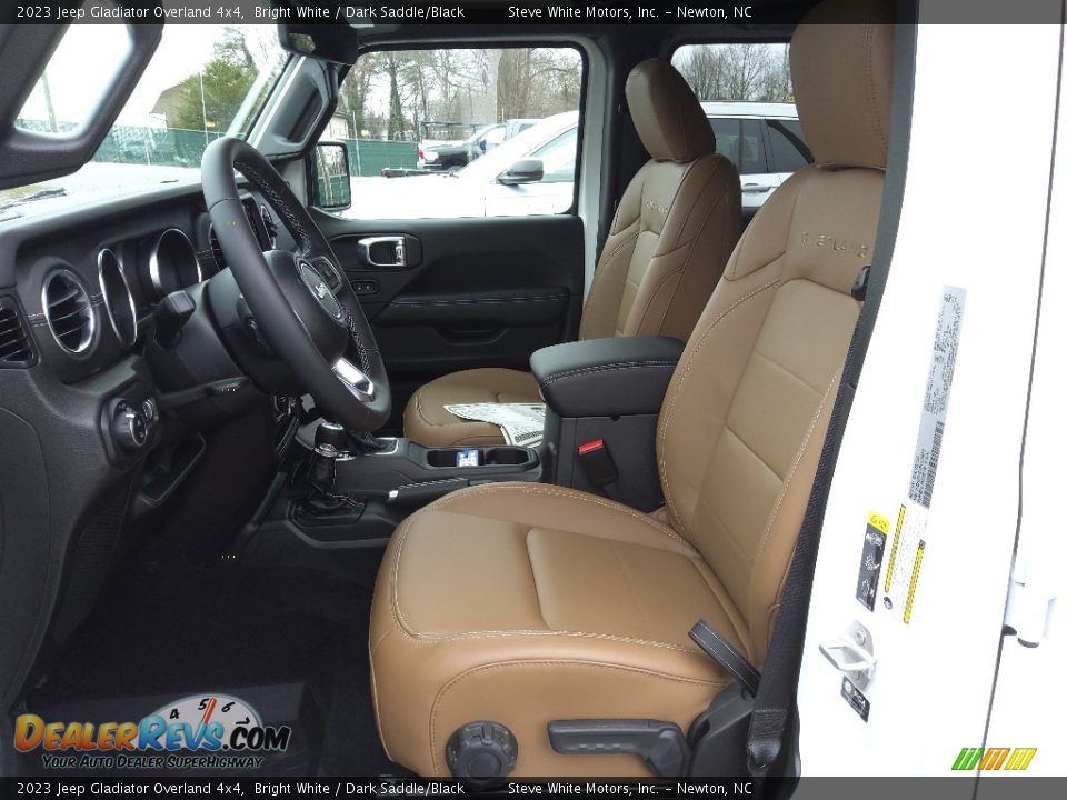 Front Seat of 2023 Jeep Gladiator Overland 4x4 Photo #11