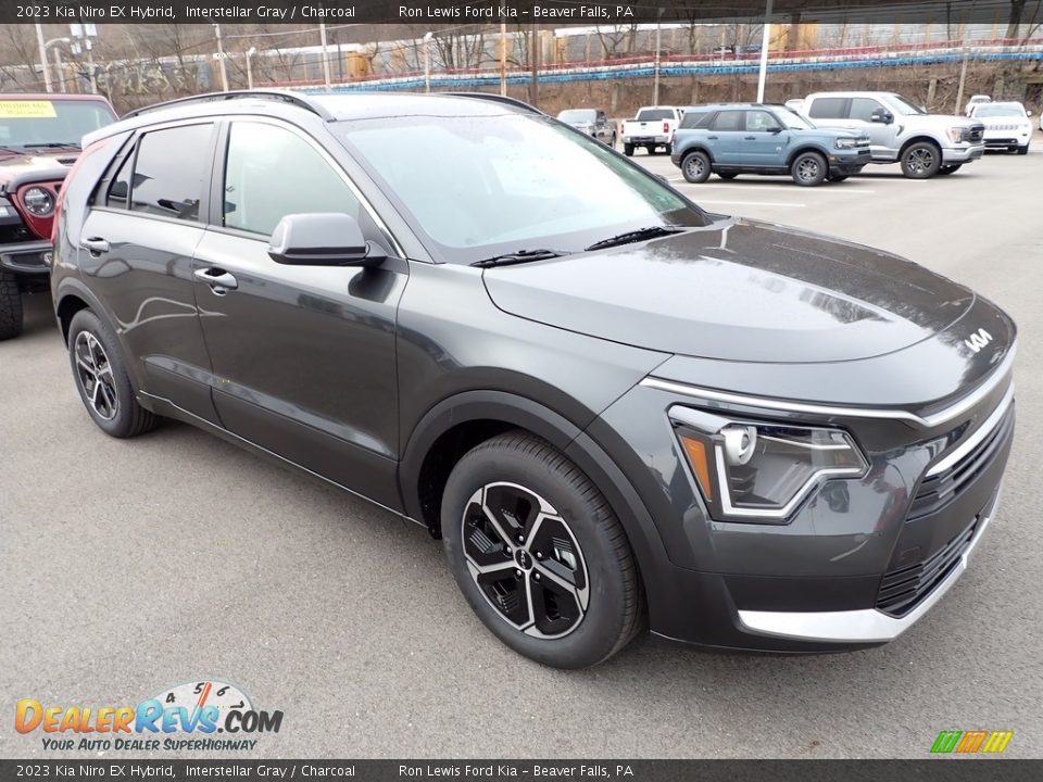 Interstellar Gray 2023 Kia Niro EX Hybrid Photo #2