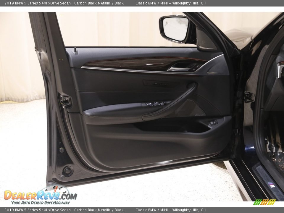 2019 BMW 5 Series 540i xDrive Sedan Carbon Black Metallic / Black Photo #4