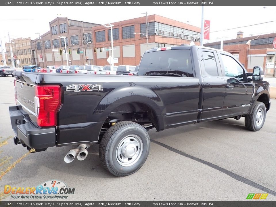 2022 Ford F250 Super Duty XL SuperCab 4x4 Agate Black / Medium Earth Gray Photo #8