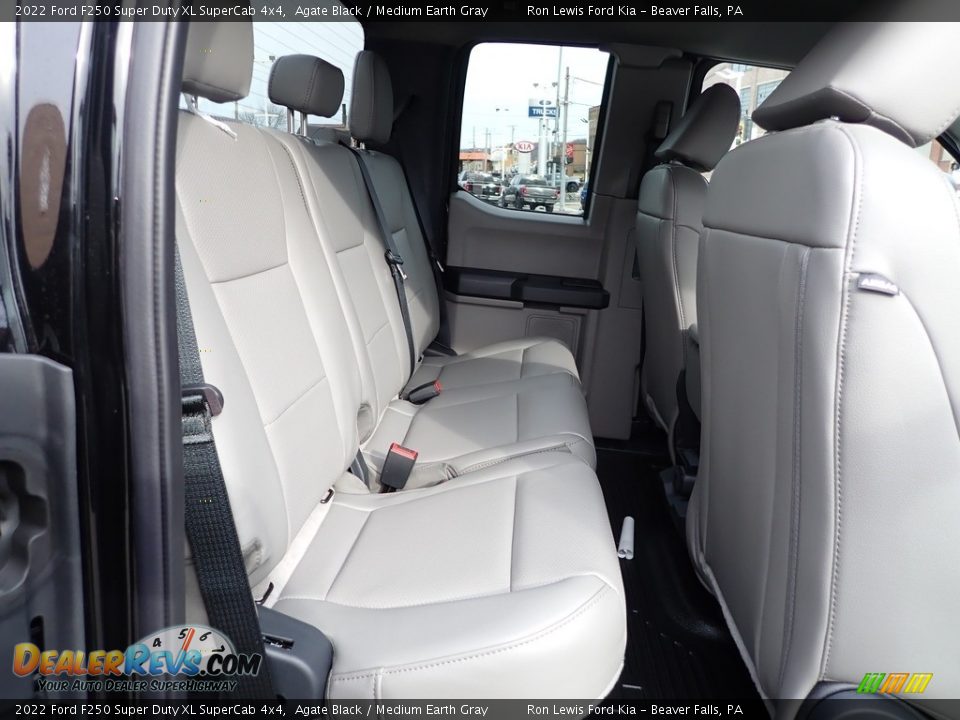 Rear Seat of 2022 Ford F250 Super Duty XL SuperCab 4x4 Photo #12