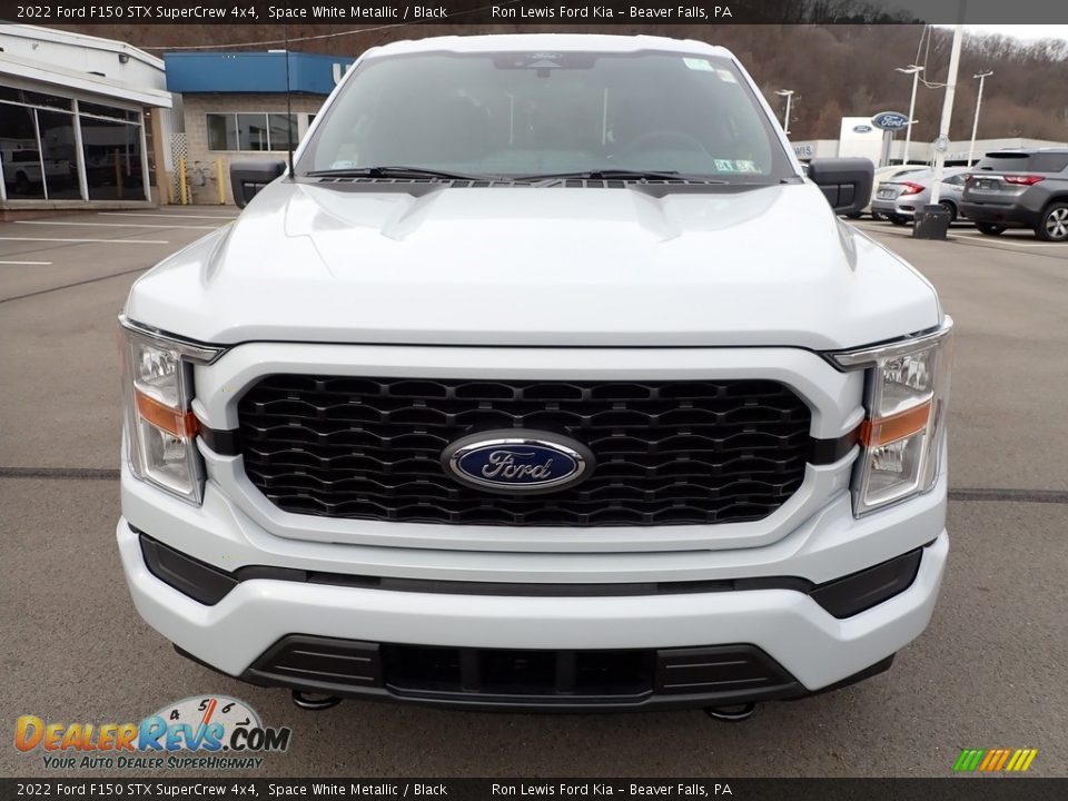 2022 Ford F150 STX SuperCrew 4x4 Space White Metallic / Black Photo #3
