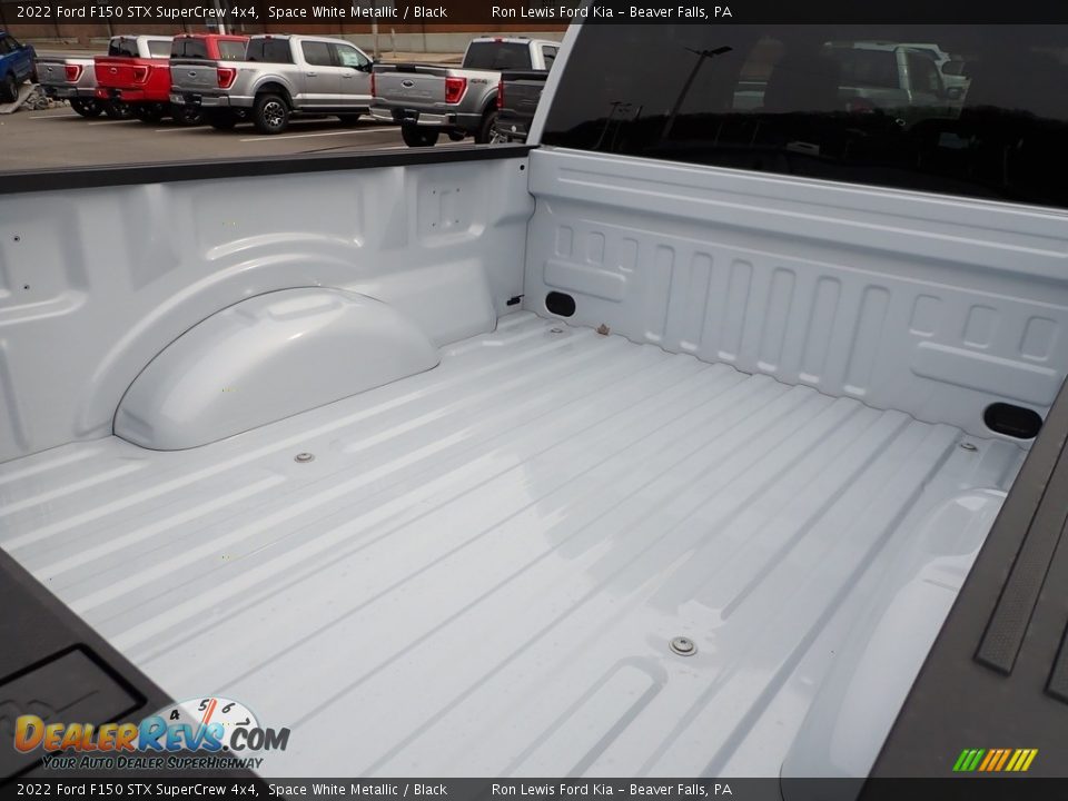 2022 Ford F150 STX SuperCrew 4x4 Space White Metallic / Black Photo #9