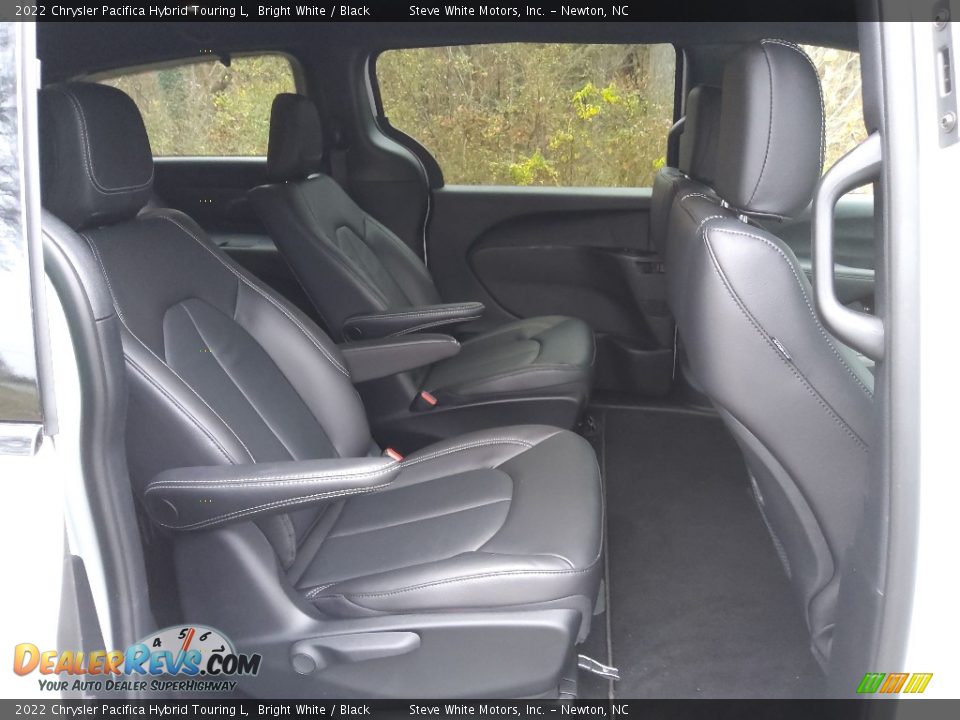 Rear Seat of 2022 Chrysler Pacifica Hybrid Touring L Photo #19