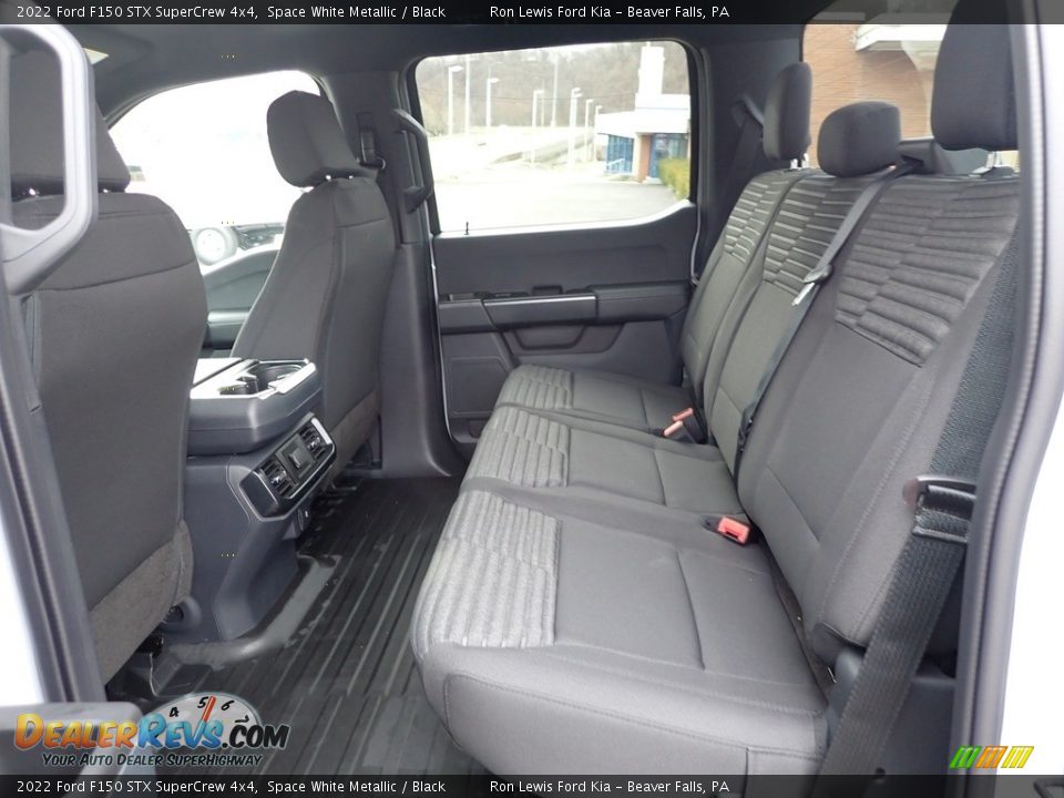 2022 Ford F150 STX SuperCrew 4x4 Space White Metallic / Black Photo #12