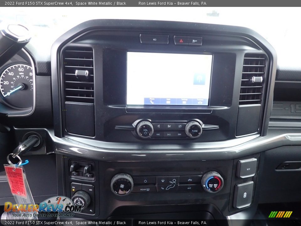 2022 Ford F150 STX SuperCrew 4x4 Space White Metallic / Black Photo #17