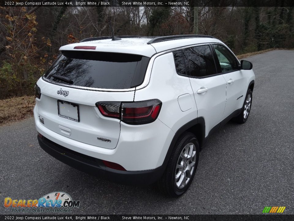 2022 Jeep Compass Latitude Lux 4x4 Bright White / Black Photo #6