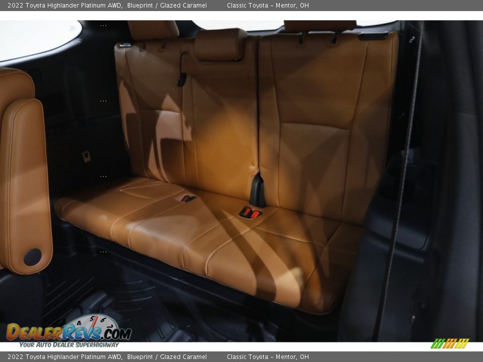 Rear Seat of 2022 Toyota Highlander Platinum AWD Photo #20