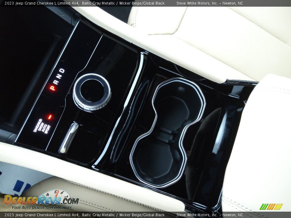 2023 Jeep Grand Cherokee L Limited 4x4 Baltic Gray Metallic / Wicker Beige/Global Black Photo #31