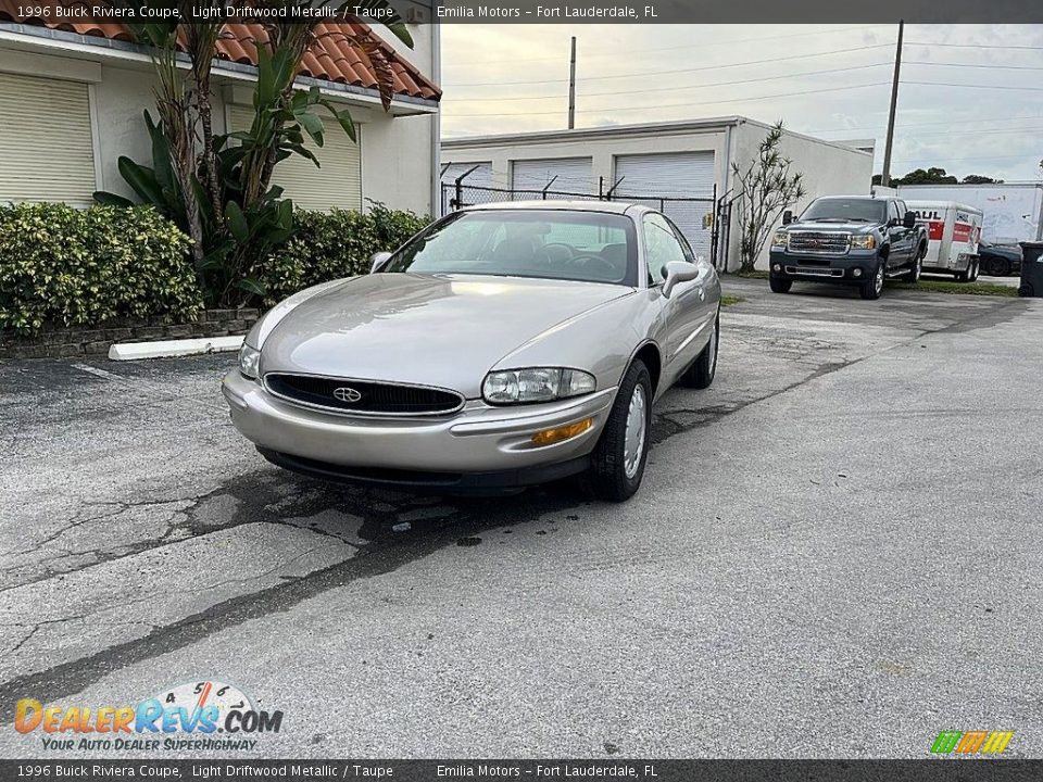 1996 Buick Riviera Coupe Light Driftwood Metallic / Taupe Photo #1