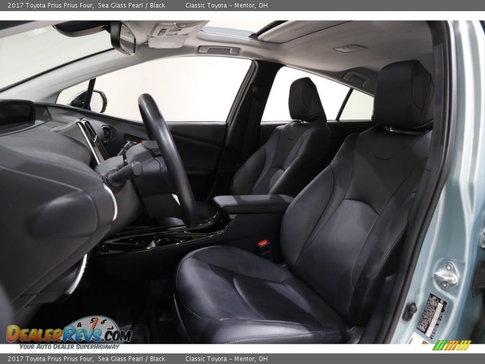 2017 Toyota Prius Prius Four Sea Glass Pearl / Black Photo #5