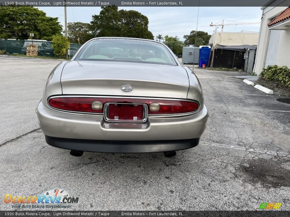 1996 Buick Riviera Coupe Light Driftwood Metallic / Taupe Photo #5