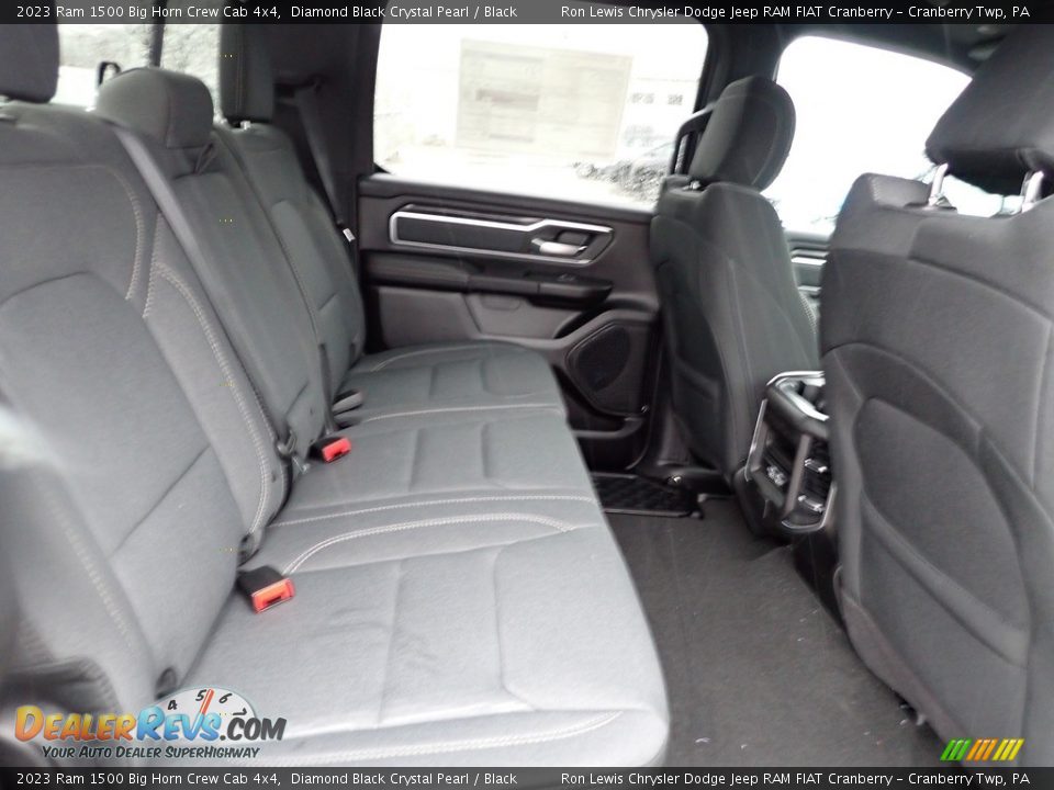 2023 Ram 1500 Big Horn Crew Cab 4x4 Diamond Black Crystal Pearl / Black Photo #10