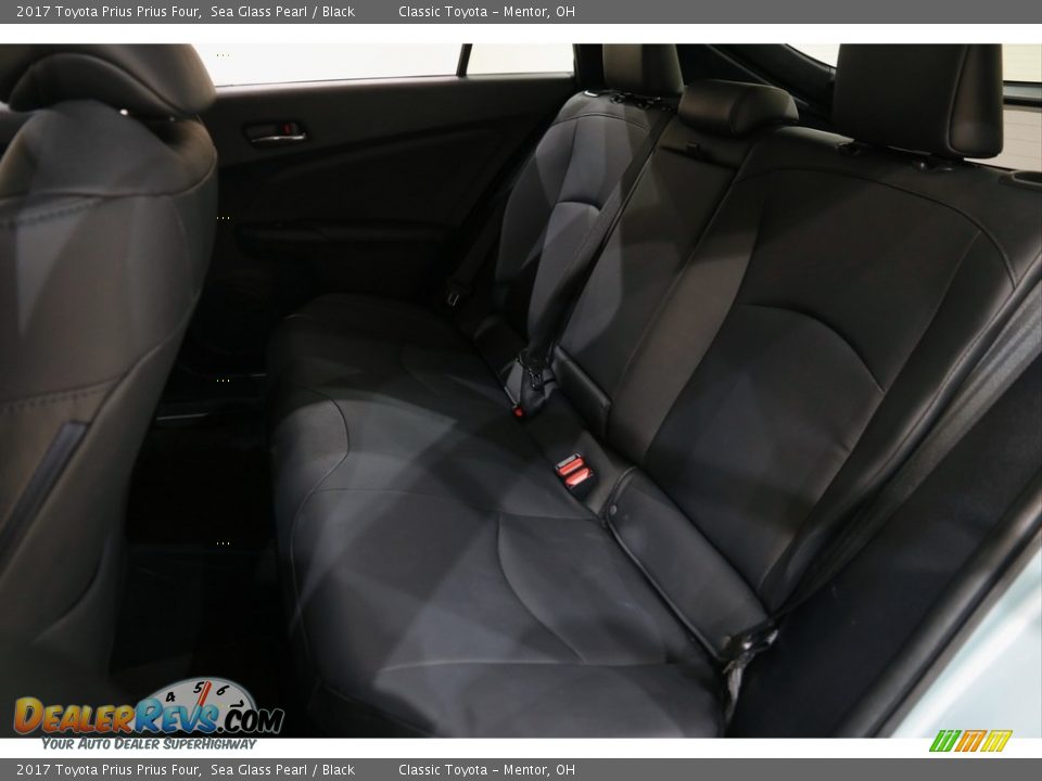 2017 Toyota Prius Prius Four Sea Glass Pearl / Black Photo #19