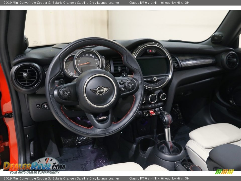 Dashboard of 2019 Mini Convertible Cooper S Photo #7