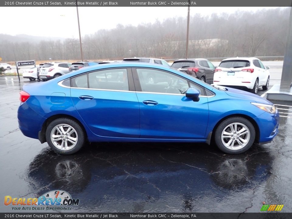 2016 Chevrolet Cruze LT Sedan Kinetic Blue Metallic / Jet Black Photo #8