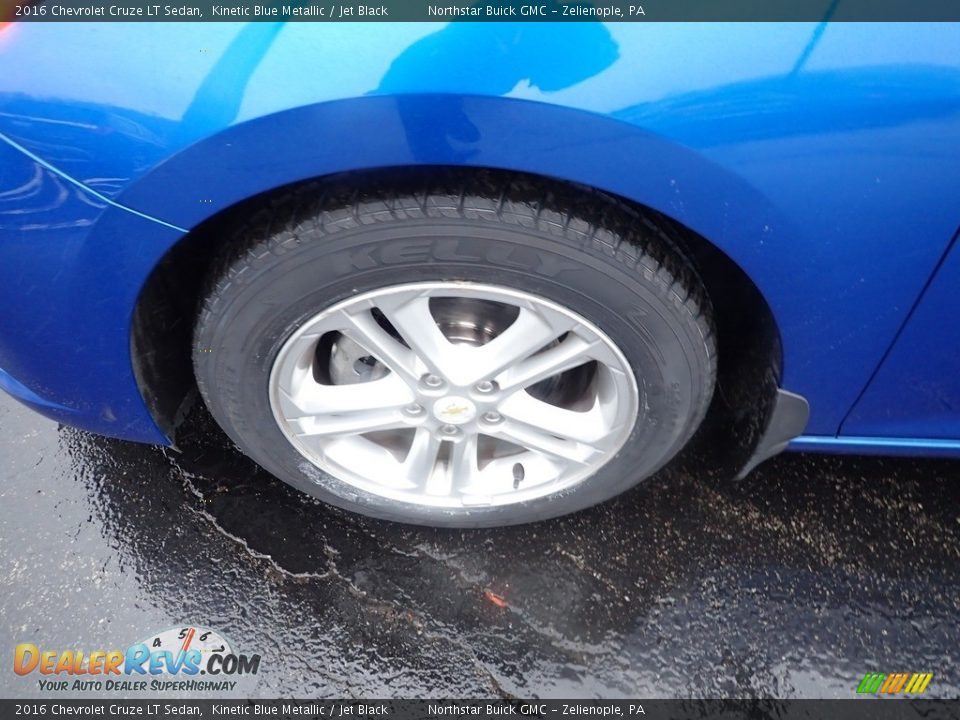 2016 Chevrolet Cruze LT Sedan Kinetic Blue Metallic / Jet Black Photo #13